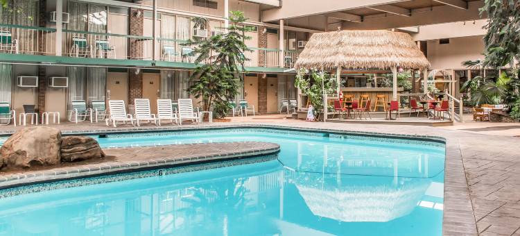 波科诺斯费尔布里奇套房酒店(FairBridge Inn & Suites Poconos)图片