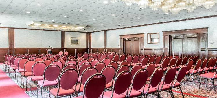 波科诺斯费尔布里奇套房酒店(FairBridge Inn & Suites Poconos)图片