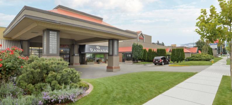 基洛纳华美达酒店及会议中心(Ramada by Wyndham Kelowna Hotel & Conference Center)图片