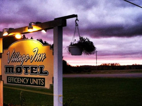 威力紫汽车旅馆