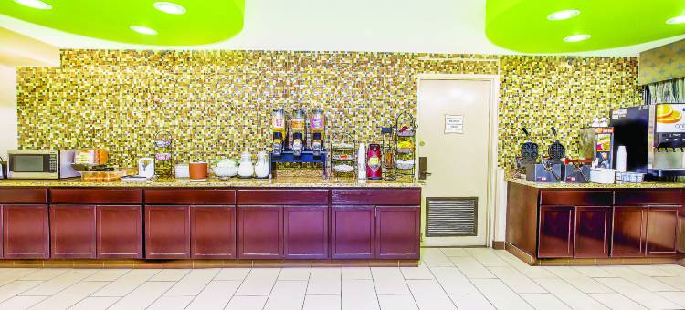 Oakland Airport Arena Hotel图片