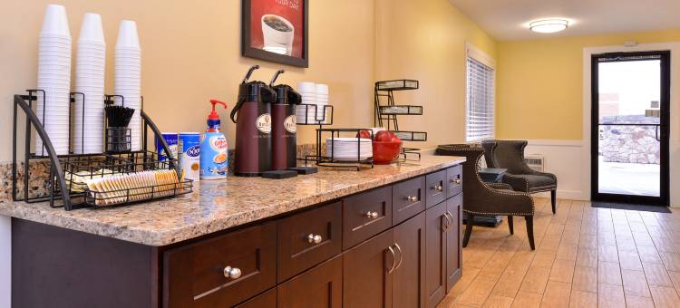 伊康旅馆(Econo Lodge)图片