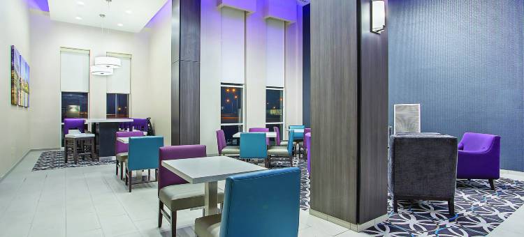 查塔努加东岭拉昆塔温德姆套房酒店(La Quinta Inn & Suites by Wyndham Chattanooga - East Ridge)图片
