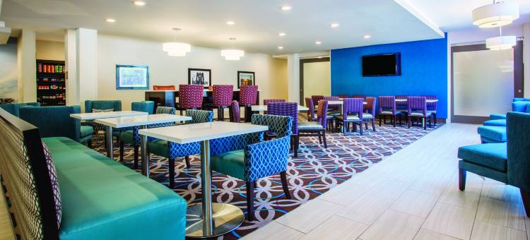 西门罗拉昆塔温德姆套房酒店(La Quinta Inn & Suites by Wyndham West Monroe)图片