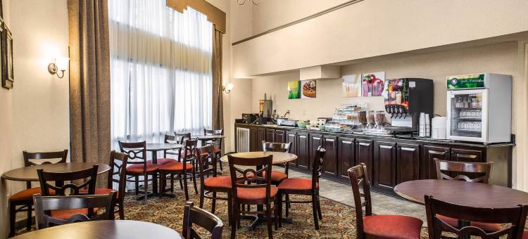 品质酒店福特米尔 靠近卡罗温兹大道(Quality Inn Fort Mill Near Carowinds Blvd)图片