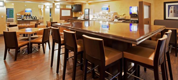 智选假日套房酒店贝尔蒙(Holiday Inn Express & Suites Belmont)图片