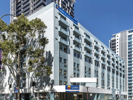 珀斯古蒂尔斯舒适套房酒店