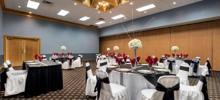 拉雷多希尔顿逸林酒店(DoubleTree by Hilton Laredo)图片