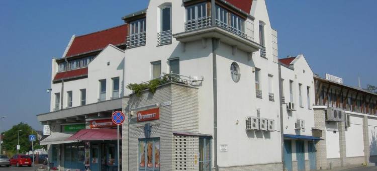 路雷特俱乐部海瑞餐厅酒店(Háry Hotel)图片
