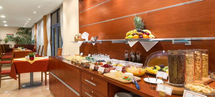 布拉格机场温德姆华美达酒店(Ramada by Wyndham Airport Prague)图片