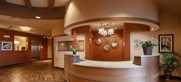 图珀洛贝斯特韦斯特优质套房酒店(Best Western Plus Tupelo Inn  Suites)图片