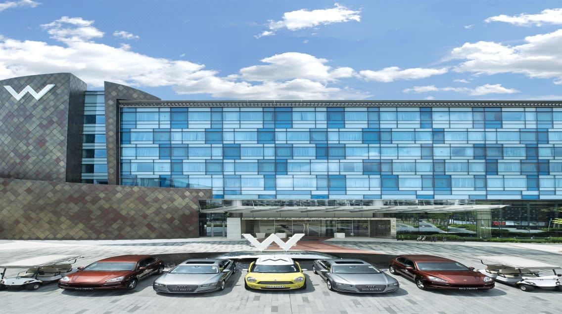 flirting games at the beach hotel singapore airport parking flirting games at the beach hotel singapore airport parking