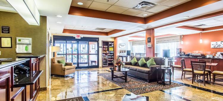 戴尔斯堡I-155舒眠套房酒店(Sleep Inn & Suites Dyersburg I-155)图片