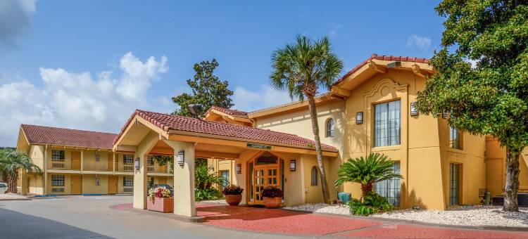 北查尔斯顿品质酒店及套房 - 阿什利磷酸盐(Quality Inn & Suites North Charleston - Ashley Phosphate)图片