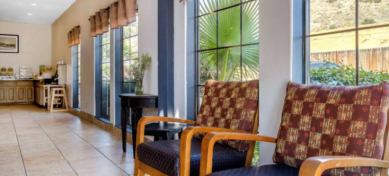 凯艺酒店-福尔布鲁克15号州际公路(Quality Inn Fallbrook I-15)图片