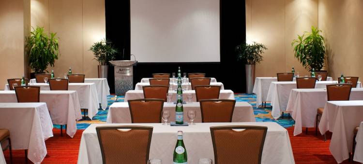 温哥华机场万豪酒店(Vancouver Airport Marriott Hotel)图片