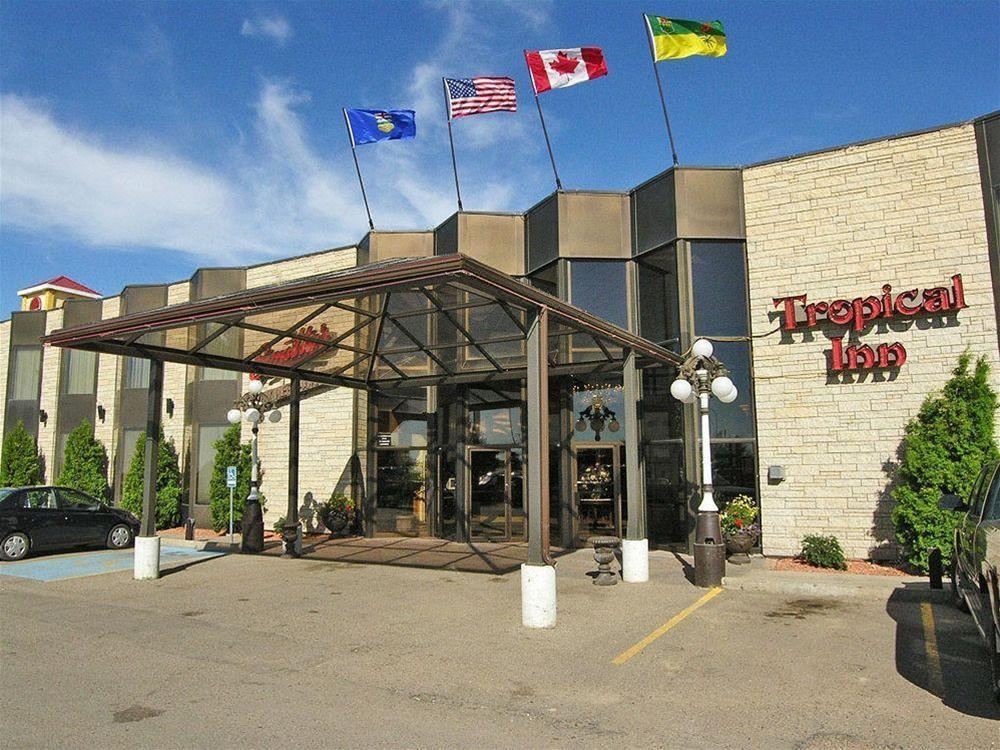 Tropical Inn North Battleford Hotel Reviews And Room Rates