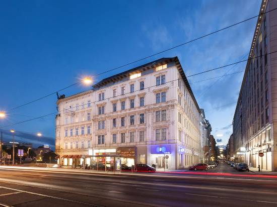 德拉格奧佩爾生活酒店