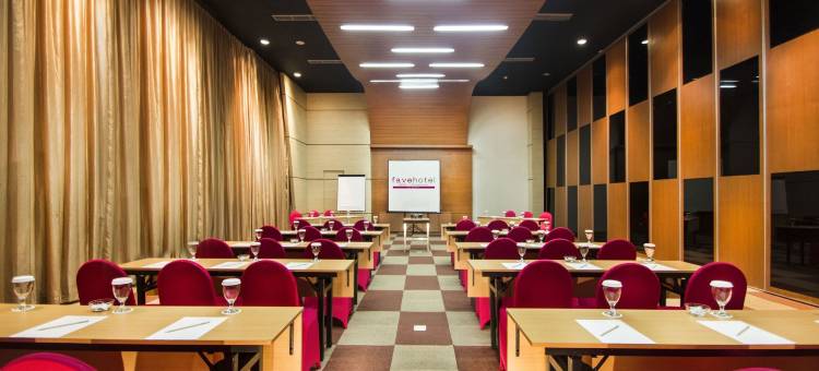 泗水屯郡甘麦克斯菲芙酒店(favehotel MEX Tunjungan Surabaya)图片