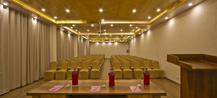 雪花度假村和水疗中心 中央供暖豪华度假村(Snow Flakes Resort and Spa Centrally Heated Luxury Resort)图片