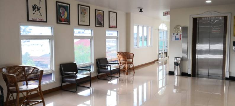 帕登酒店(Phadaeng Hotel)图片