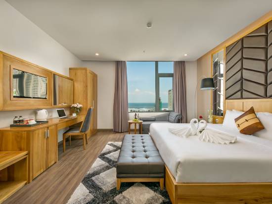 大日出精品酒店