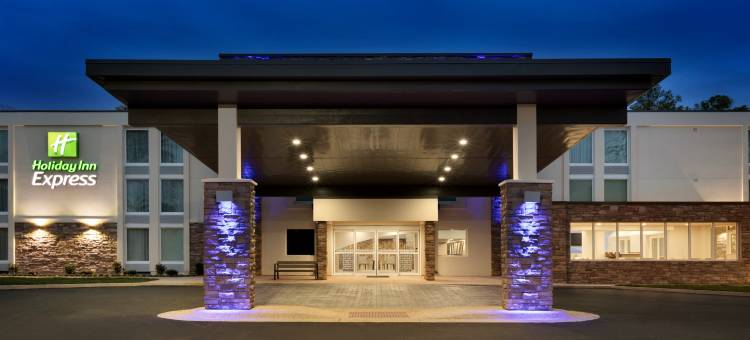 威廉斯堡布希花园地区酒店(Holiday Inn Express Williamsbrg Busch Gardens Area)图片