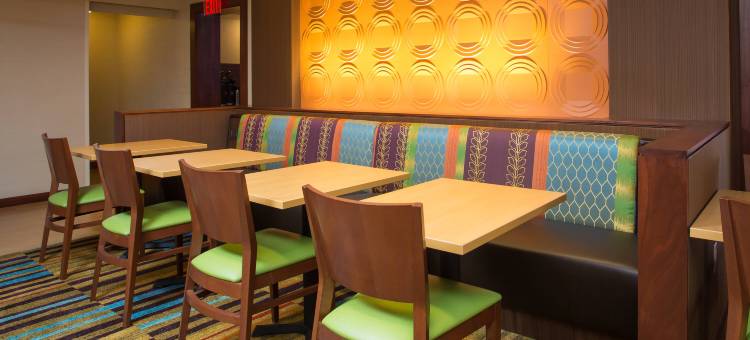 普利茅斯米德伯勒万枫套房酒店(Fairfield Inn & Suites Raynham Middleborough/Plymouth)图片