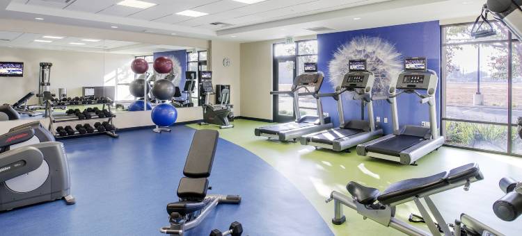 弗雷斯诺万豪SpringHill酒店(SpringHill Suites Fresno)图片