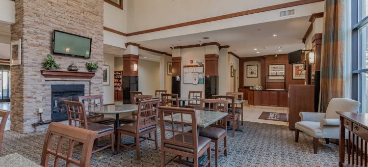 南湾诺特里达姆区Homewood Suites by Hilton(Homewood Suites by Hilton South Bend Notre Dame Area)图片