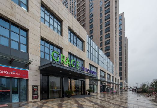 GRACE SELECT HOTEL Hotel Overview