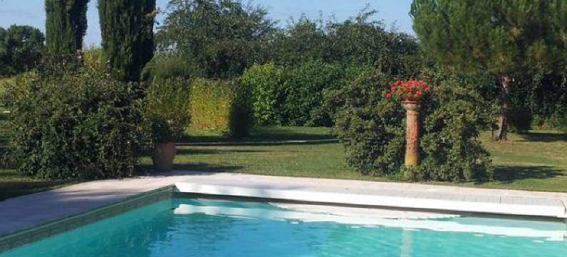 拉贾里莱斯旅馆(La Jarillais)图片