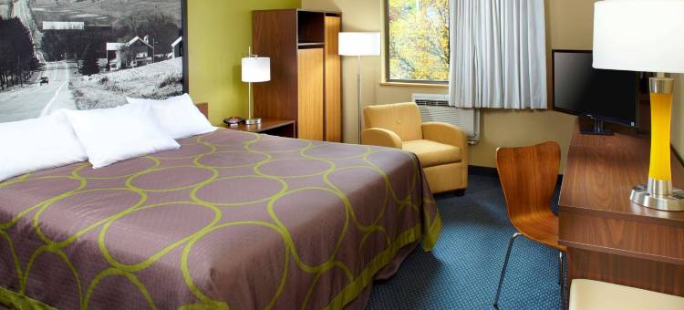 圣克莱尔斯维尔-惠灵Wv区速8酒店(Super 8 by Wyndham St. Clairsville Oh/Wheeling WV Area)图片