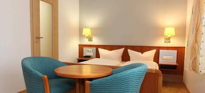 高登阿德尔酒店(Goldener Adler)图片