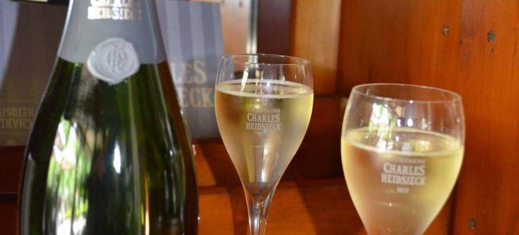 科莫多利亚克驿站酒店(Logis Hotel - Restaurant le Relais de Comodoliac)图片