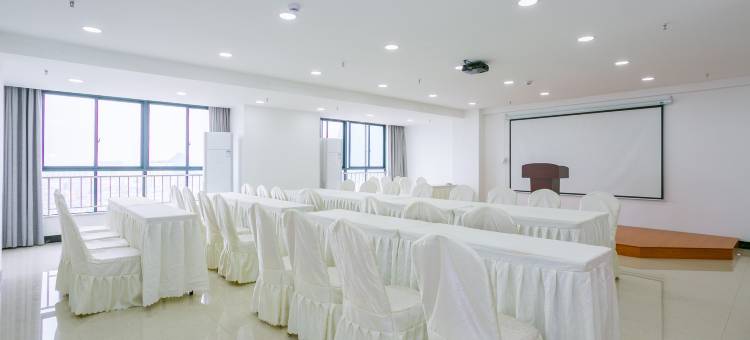 雅斯特酒店(灵山湘桂广场店)图片
