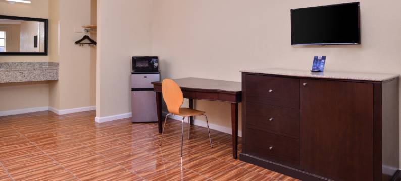 苏格兰套房酒店(Scottish Inns & Suites)图片