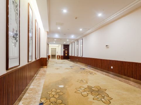 天华大酒店(江阴广场店)