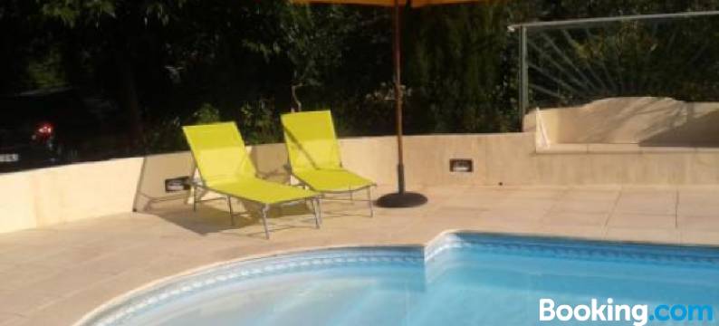 维斯特里亚公寓酒店(Wisteria)图片