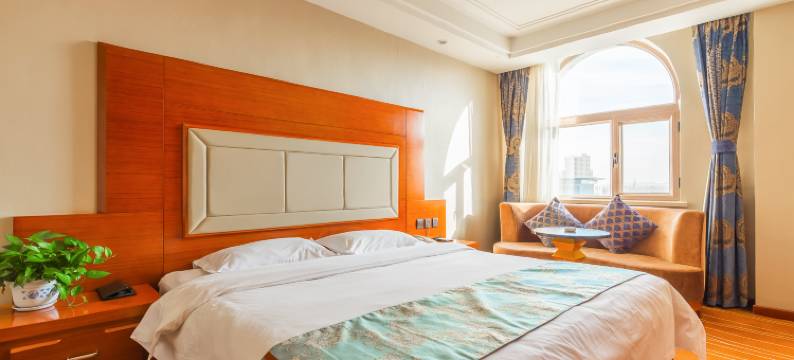 扎鲁特旗金亚辰酒店图片