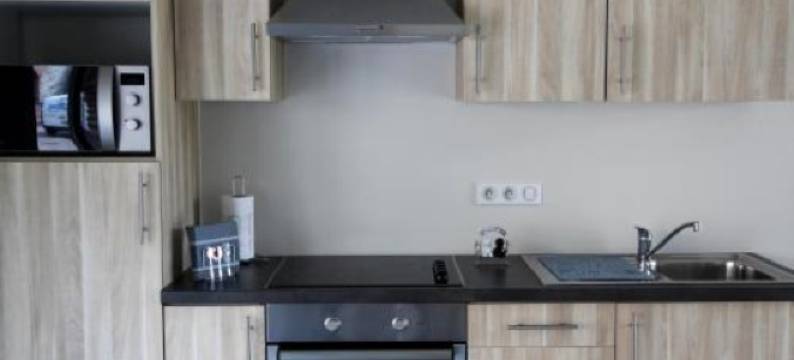 红磨坊歌词旅馆(Au Moulin à Paroles)图片