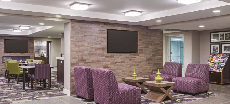 巴尔的摩I机场拉昆塔温德姆套房酒店(La Quinta Inn & Suites by Wyndham Baltimore BWI Airport)图片