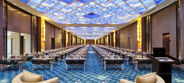 里拉安姆比尔古尔冈酒店(The Leela Ambience Gurugram Hotel)图片