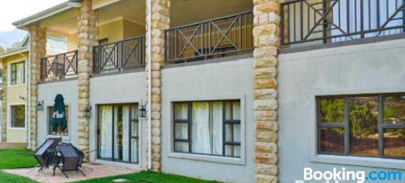 池塘别墅(Pond End Villa)图片