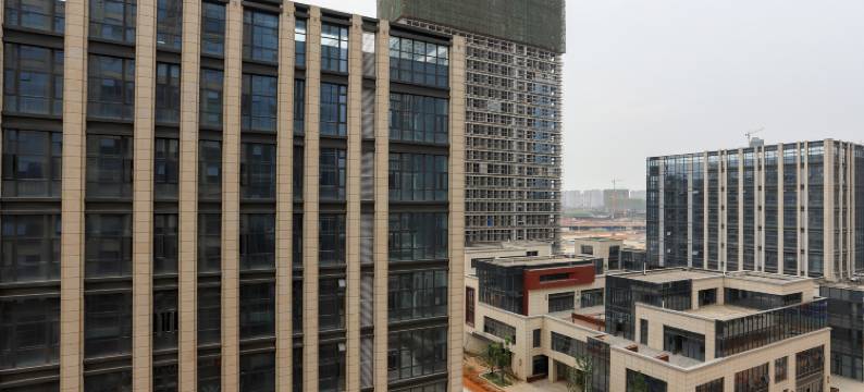 万越酒店(光谷科技会展中心光谷六路地铁站店)图片