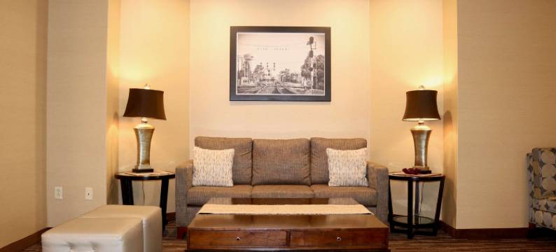 福斯托里亚贝斯特韦斯特套房酒店(Best Western Fostoria Inn  Suites)图片