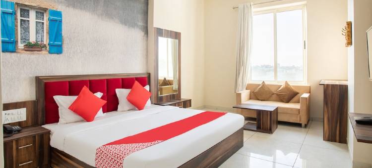 OYO 40909 Shiv Palace图片