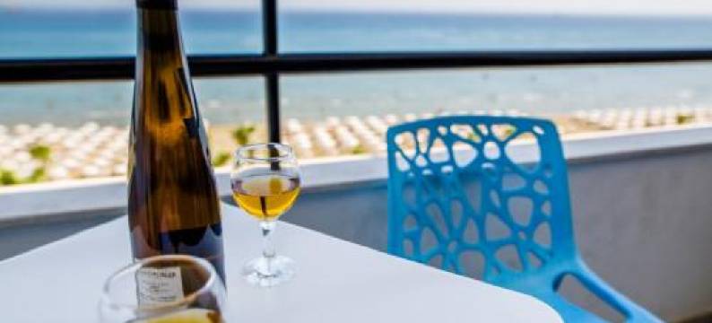 克拉萨斯海滩公寓(Krasas Beach Apts)图片