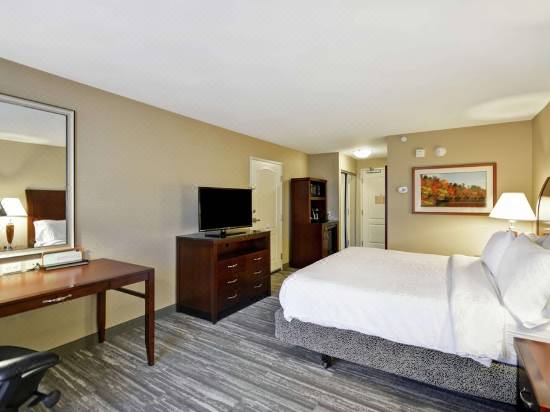 Hilton Garden Inn Riverhead Hotel Reviews And Room Rates