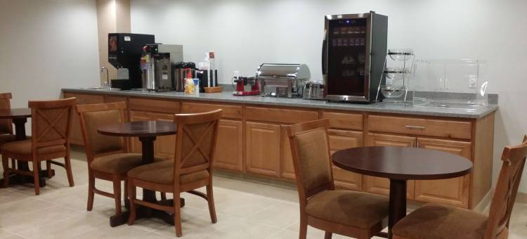 OYO 哈伦套房酒店(Harlan Inn and Suites by OYO Harlan)图片